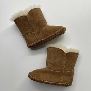 Ugg Boots Infant Size 2/3 Chestnut Brown Suede Sheepskin Lined Caden Bootie